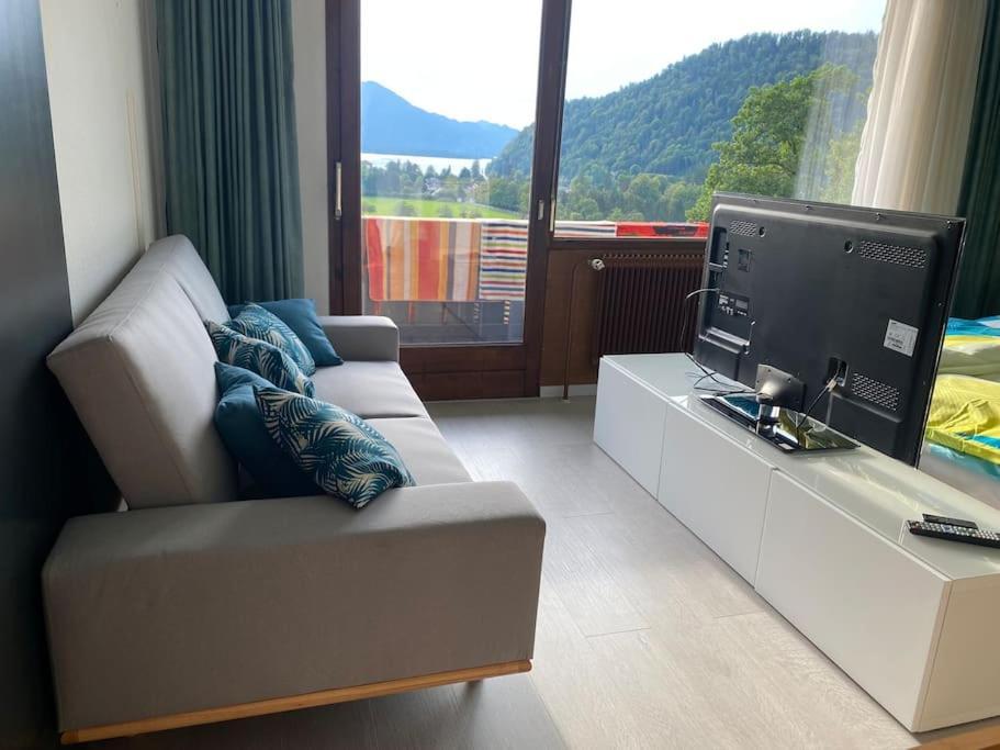 Schoene Ferienwohnung Mit Wolfgangseeblick Strobl Exterior photo